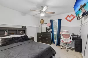 6215 Sandybrook Dr, Arlington, TX 76001 - Photo 23