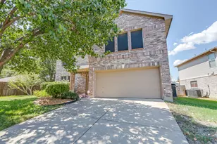 332 Sunset Oaks Dr, Fort Worth, TX 76112 - Photo 1