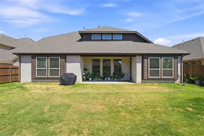 824 Blue Fescue Road, Justin, TX 76247 - Photo 13
