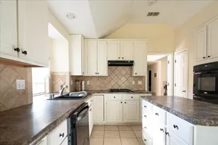 3016 Yale Dr, Flower Mound, TX 75022 - Photo 5