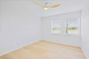 504 N Main St, McGregor, TX 76657 - Photo 25