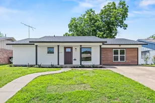 2134 Bowie Dr, Carrollton, TX 75006 - Photo 1