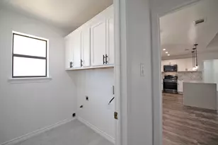 1010 Magnolia Dr, Carrollton, TX 75007 - Photo 17
