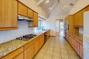 3717 Atrium Dr, Plano, TX 75075 - Photo 5