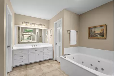 10026 Forest View Drive, Woodway, TX 76712 - Photo 25