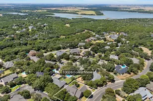 10026 Forest View Dr, Woodway, TX 76712 - Photo 5
