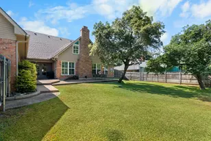 10026 Forest View Dr, Woodway, TX 76712 - Photo 37
