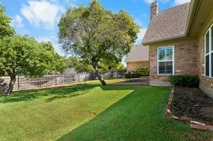 10026 Forest View Dr, Woodway, TX 76712 - Photo 39