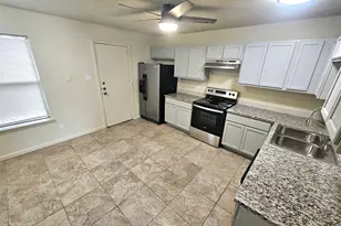724 Bluebonnet Dr, Keller, TX 76248 - Photo 17