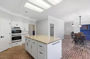2385 Dundee Dr, Highland Village, TX 75077 - Photo 9
