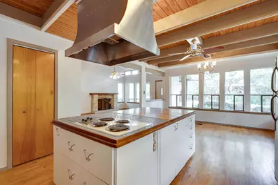 1301 Dublin Street, Grapevine, TX 76051 - Photo 13
