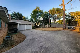 7405 Pinehurst Dr W, Fort Worth, TX 76134 - Photo 35