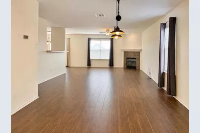 1621 Village Park Trail, Burleson, TX 76028 - Photo 5
