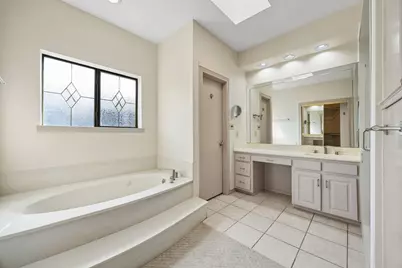 13217 Woodhaven Drive, Farmers Branch, TX 75234 - Photo 19