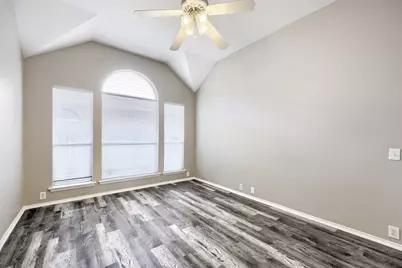 605 Oakbrook Drive, Burleson, TX 76028 - Photo 15