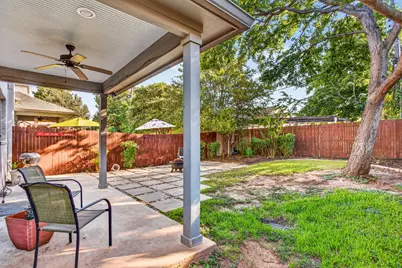 415 Templeton Drive, Fort Worth, TX 76107 - Photo 37