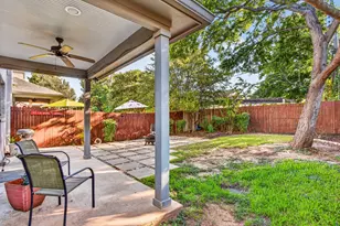 415 Templeton Dr, Fort Worth, TX 76107 - Photo 37