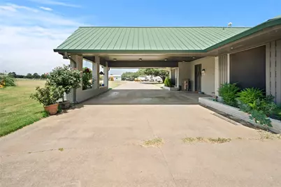 1629 Blair Drive, Cleburne, TX 76031 - Photo 3