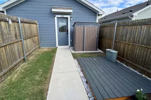 460 Whistlestop Wy, Ferris, TX 75125 - Photo 5