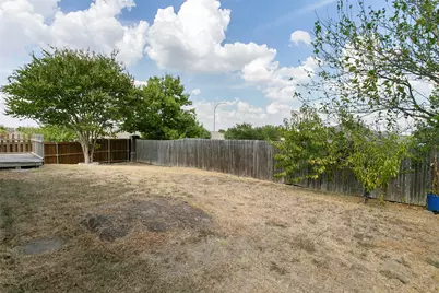 14032 Sand Hills Drive, Fort Worth, TX 76052 - Photo 23