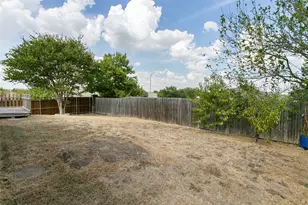14032 Sand Hills Dr, Fort Worth, TX 76052 - Photo 23