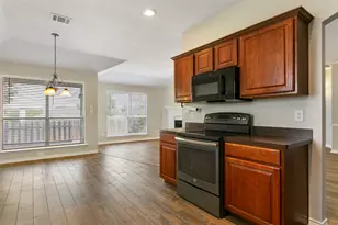 14032 Sand Hills Dr, Fort Worth, TX 76052 - Photo 9