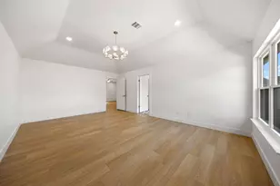 7504 Hughes Dr, Plano, TX 75024 - Photo 17