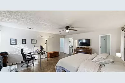 9012 Bontura Road, Granbury, TX 76049 - Photo 11