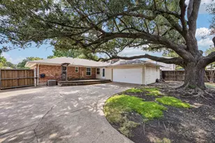 10507 Royalwood Dr, Dallas, TX 75238 - Photo 23