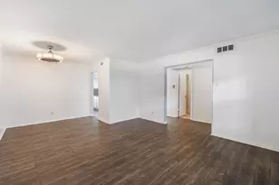 1821 E Grauwyler Rd, Irving, TX 75061 - Photo 5