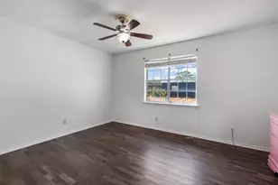 1821 E Grauwyler Rd, Irving, TX 75061 - Photo 21