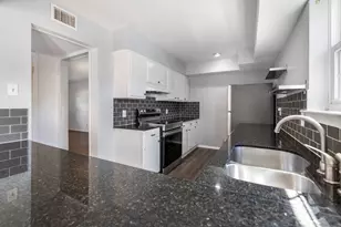 1821 E Grauwyler Rd, Irving, TX 75061 - Photo 13