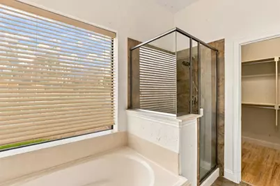 722 Arbol, Irving, TX 75039 - Photo 19