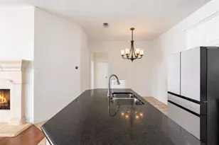 722 Arbol, Irving, TX 75039 - Photo 9