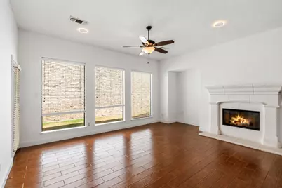 722 Arbol, Irving, TX 75039 - Photo 7