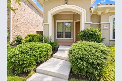 722 Arbol, Irving, TX 75039 - Photo 3