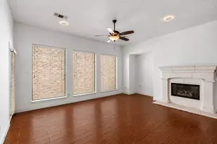 722 Arbol, Irving, TX 75039 - Photo 7