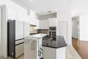 722 Arbol, Irving, TX 75039 - Photo 11