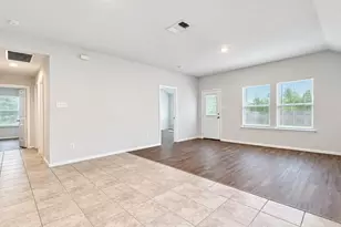 10333 Ft Croghan Trl, Crowley, TX 76036 - Photo 5