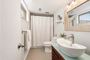 525 Towne House Ln, Richardson, TX 75081 - Photo 11