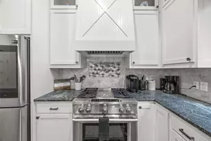 2009 N Prairie Ave, Dallas, TX 75204 - Photo 13
