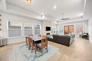 2009 N Prairie Ave, Dallas, TX 75204 - Photo 17