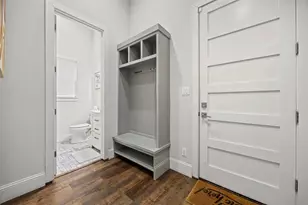 2011 N Prairie Ave, Dallas, TX 75204 - Photo 9