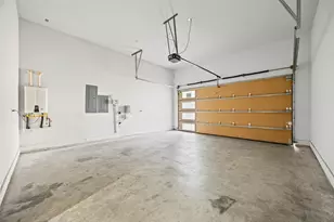 2011 N Prairie Ave, Dallas, TX 75204 - Photo 39