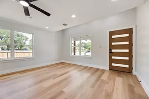 3815 Harlingen St, Dallas, TX 75212 - Photo 11