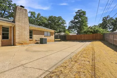 7544 Monterrey Drive, Fort Worth, TX 76112 - Photo 27