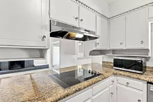 7544 Monterrey Dr, Fort Worth, TX 76112 - Photo 13