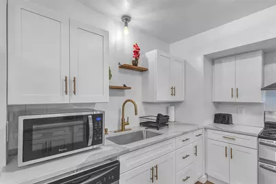 2521 Anzio Drive, Dallas, TX 75224 - Photo 13