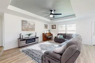 2520 Pecan Pk Dr, Denton, TX 76208 - Photo 3
