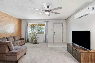4304 Hodgkins Road, Lake Worth, TX 76135 - Photo 9